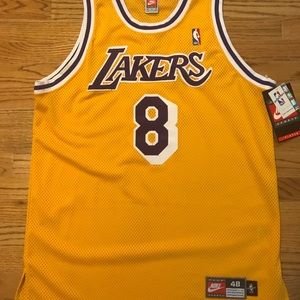 Kobe vintage Nike authentic with tags RARE